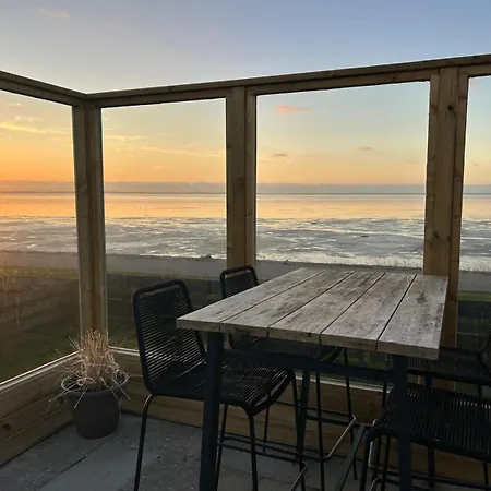 Traumlage Nr 56: Seaside Tranquility In Nature's Embrace